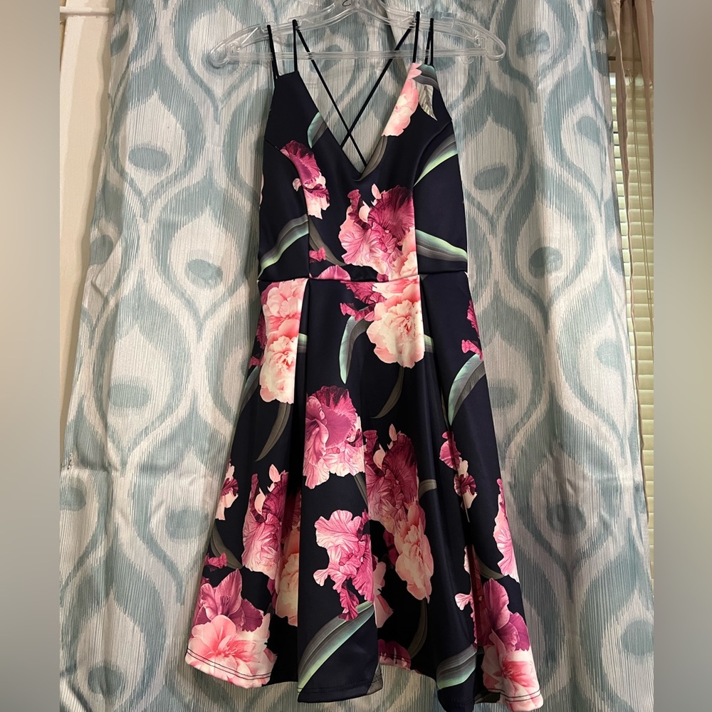 Boutique floral print sundress! Low back! Size Large!